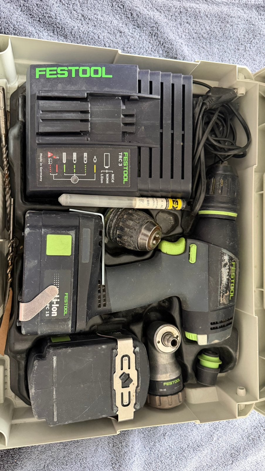 Festool Accuboormachine met 2 accu's en lader, Ophalen, Gebruikt, Variabele snelheid, Boor- en Schroefmachine
