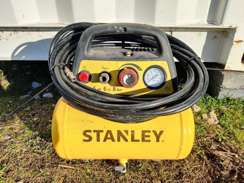 stanley compressor tafelmodel, Gebruikt, 6 tot 10 bar, Ophalen of Verzenden, Minder dan 200 liter/min