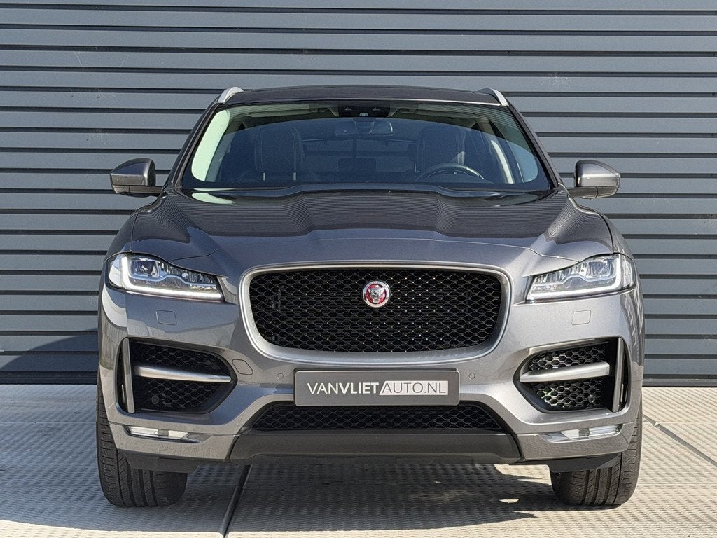 Jaguar F-Pace 2.0 Portfolio AWD AUTOMAAT / R Sport / Panoram, Automaat, Gebruikt, Euro 6, 4 cilinders