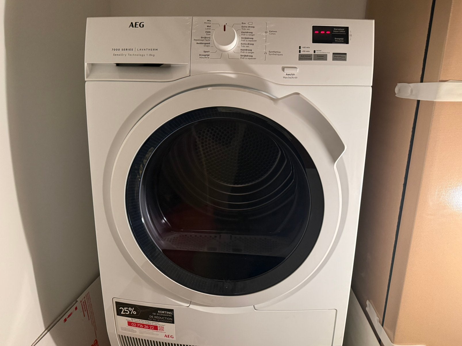 AEG Lavatherm 7000 Series warmtepompdroger – 8 kg, Ophalen, 6 tot 8 kg, Zo goed als nieuw, 85 tot 90 cm