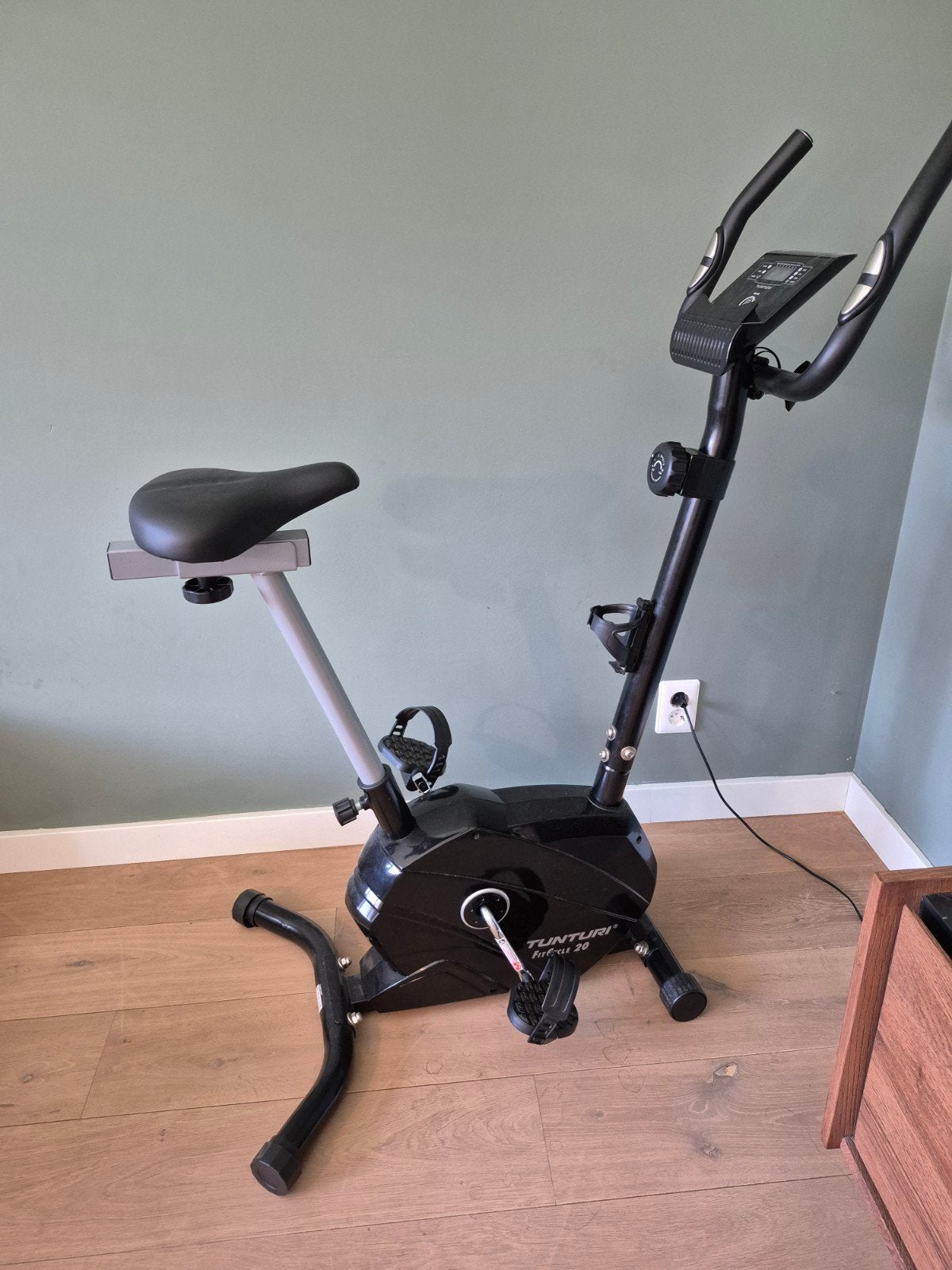 Tunturi FitCycle 20 Hometrainer - Zo goed als nieuw, Ophalen, Gebruikt, Metaal, Benen