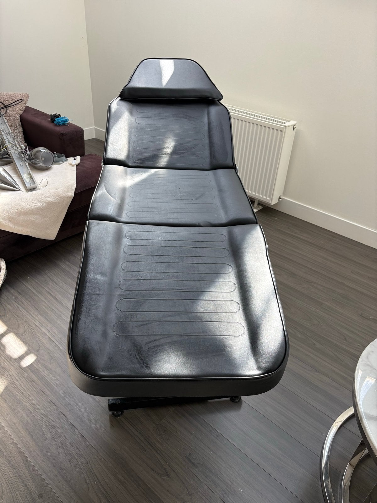 Professionele Zwarte Behandelstoel/Massagetafel, Huis en Inrichting, Stoelen, Ophalen, Gebruikt, Zwart, Leer