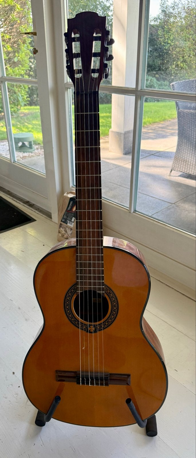 LAG Occitania OC66 Klassieke Gitaar - met standaard, Ophalen, Gebruikt, Klassieke of Spaanse gitaar