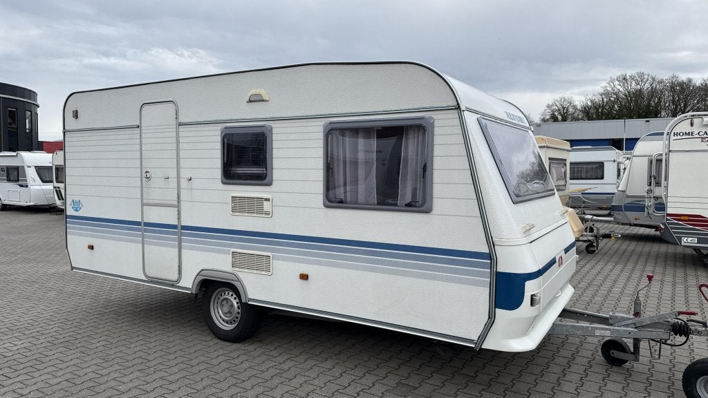 Adria Altea 461 DB bouwjaar 2007 met voortent, Caravans en Kamperen, Overige typen, Bedrijf, 750 - 1000 kg, Adria