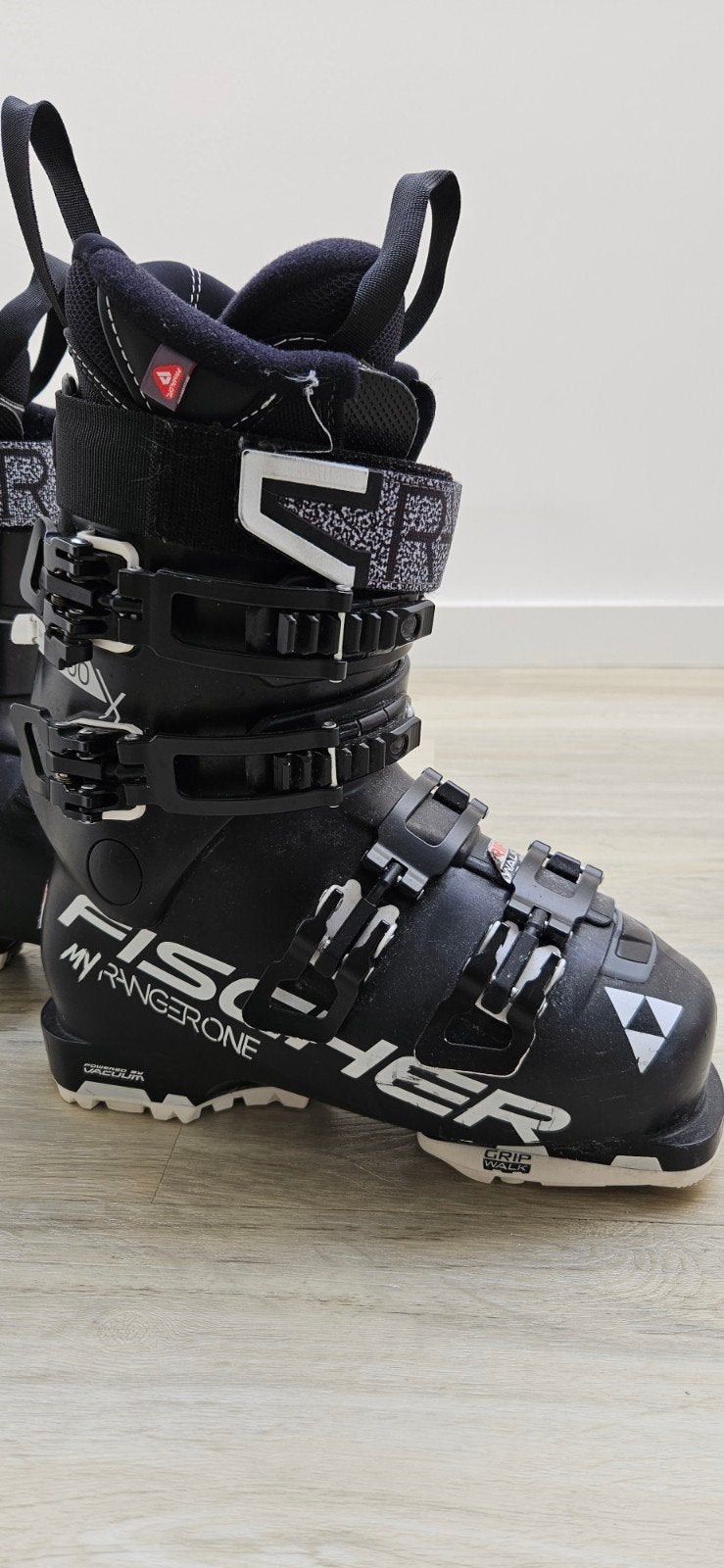 Izgs Fischer Dames Skischoenen - Maat 23.0-23.5 - Flex 100, Sport en Fitness, Fischer, 100 tot 140 cm, Schoenen, Ophalen of Verzenden