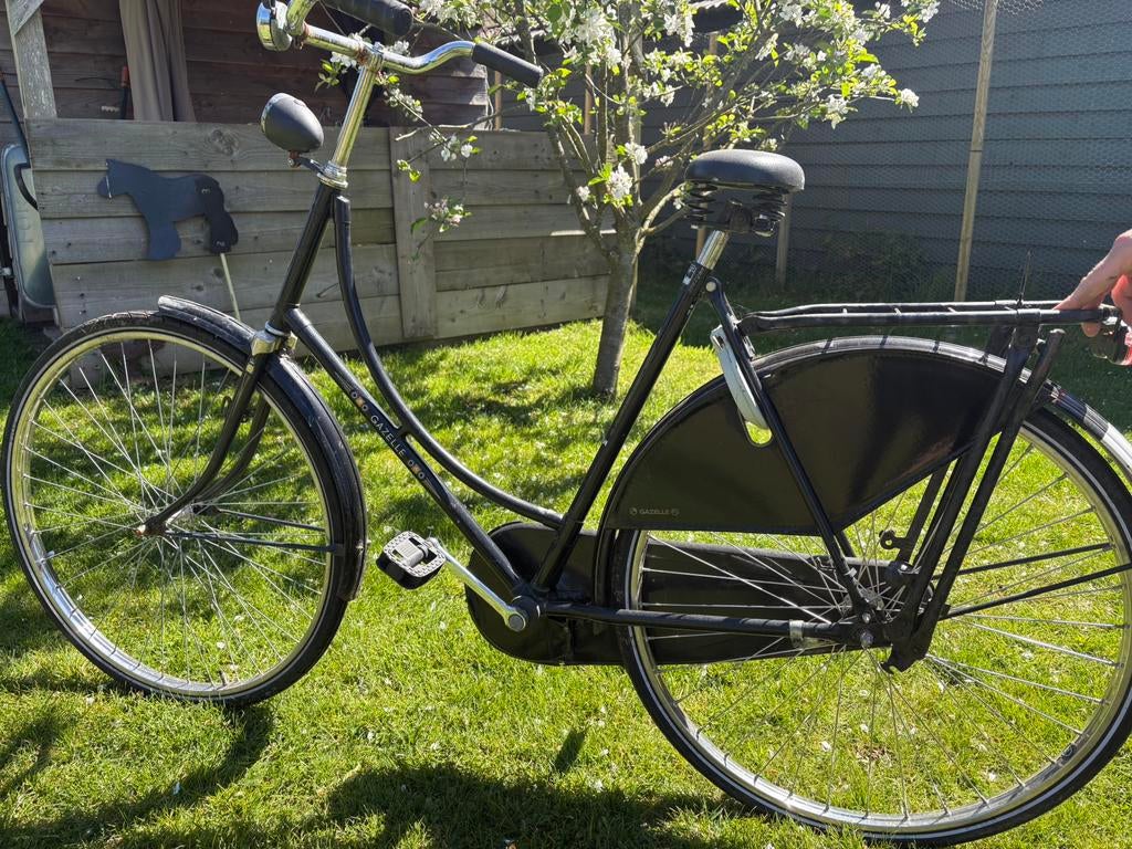 Fiets gebruikt omafiets Gazelle met rokzadel., Fietsen en Brommers, Ophalen, Gebruikt, Overige merken