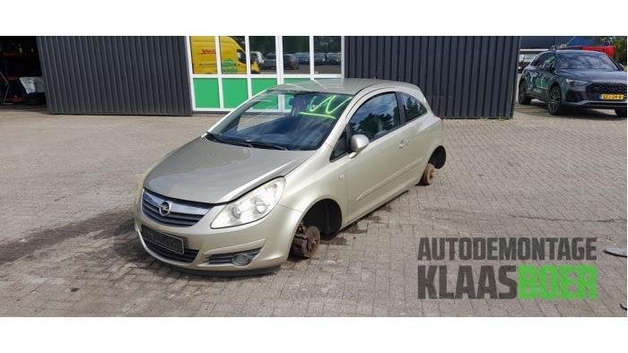 Voorbumper van een Opel Corsa (Z40M), Auto-onderdelen, Carrosserie en Plaatwerk, Gebruikt, -, -, Opel