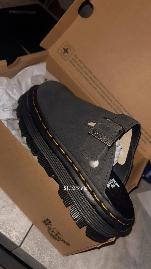 Dr. Martens ZEBZAG CASUAL SUÈDE SLINGBACK PLATFORM MULES 37, Ophalen of Verzenden, Nieuw, Zwart, Sandalen of Muiltjes
