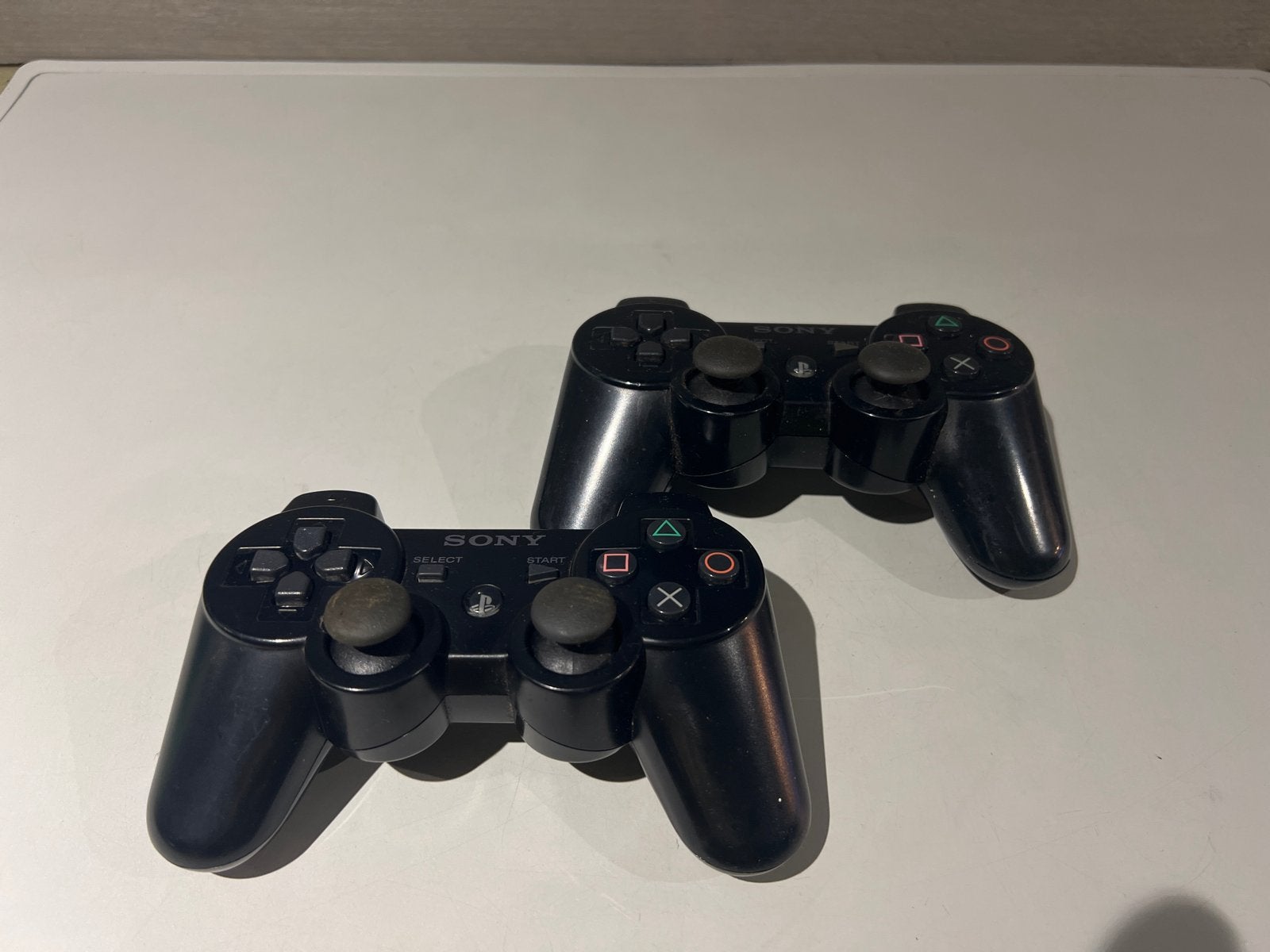 2x Sony PlayStation 3 DualShock 3 Controllers, N, Ophalen of Verzenden, N, N