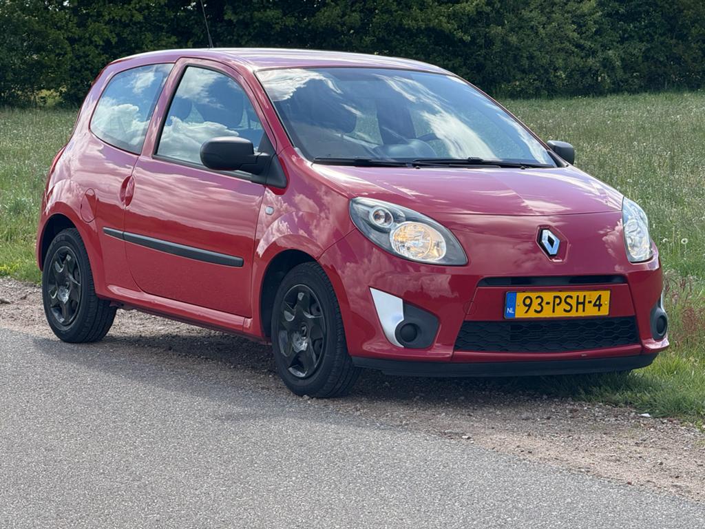 Renault Twingo 1.2 16V 2011 Rood, Auto's, 839 kg, Twingo, 74 pk, 4 cilinders
