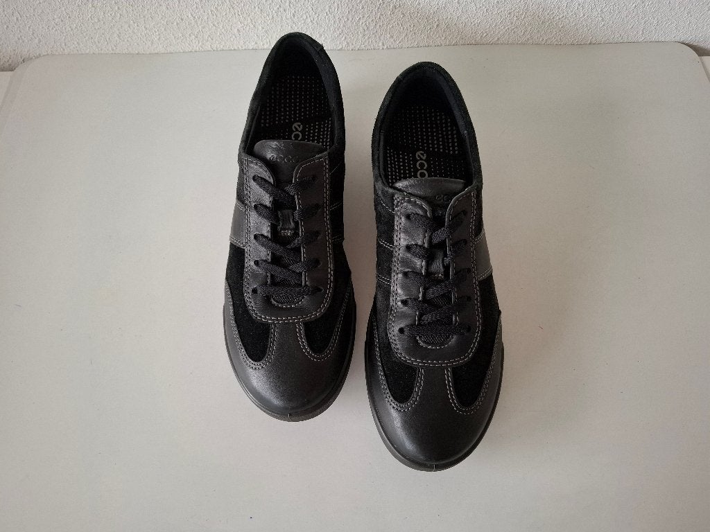 Ecco maat 42 mooie zwarte leren sneakers bijna nieuw !, Ecco, Verzenden, Zwart, Sneakers of Gympen