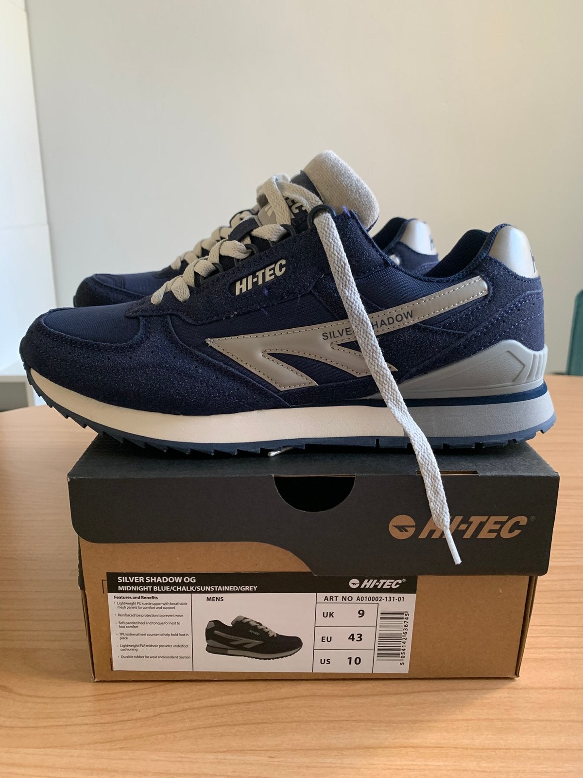 Nieuwe Hi-tec silver shadow OG. Maat 43., Kleding | Heren, Schoenen, Blauw, Nieuw, Ophalen of Verzenden, Sneakers of Gympen