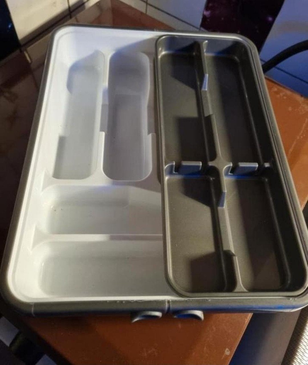 Bestekbak Zie foto's bieden, Ophalen of Verzenden, Zo goed als nieuw