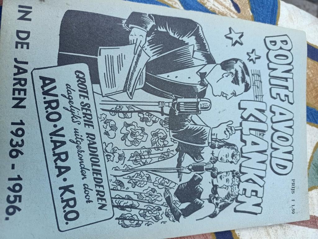 Vintage boekje bonte avond klanken, Boeken, Ophalen of Verzenden
