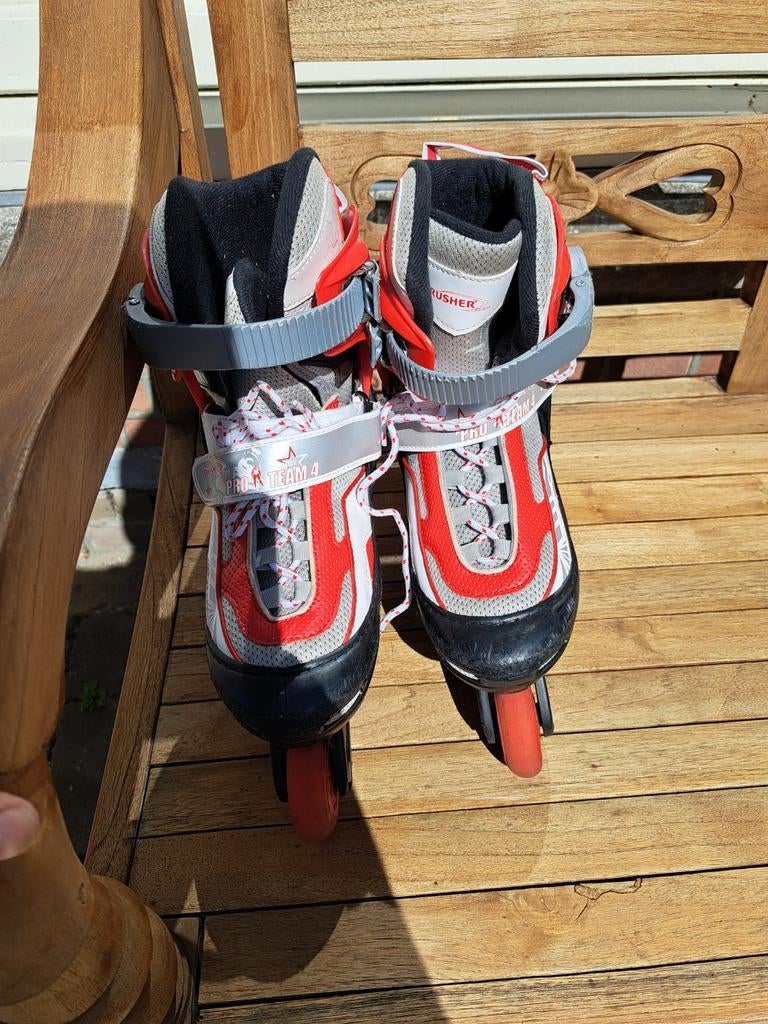 Verstelbare Rusher kinder skeelers rood/zwart - Goede staat, Ophalen, Gebruikt, Inline skates 4 wielen