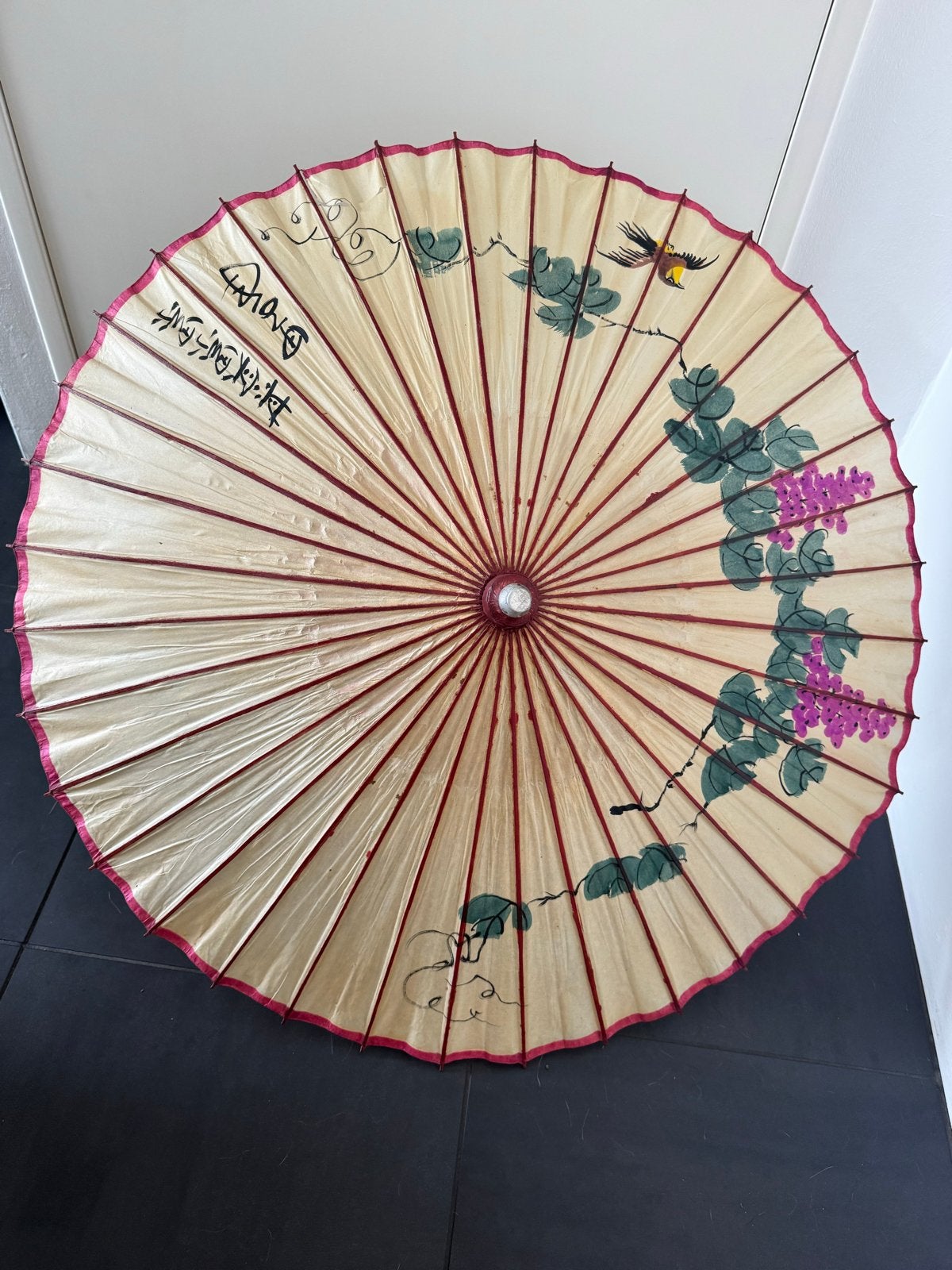Vintage Japanse papieren parasol met handgeschilderde decora, Ophalen of Verzenden