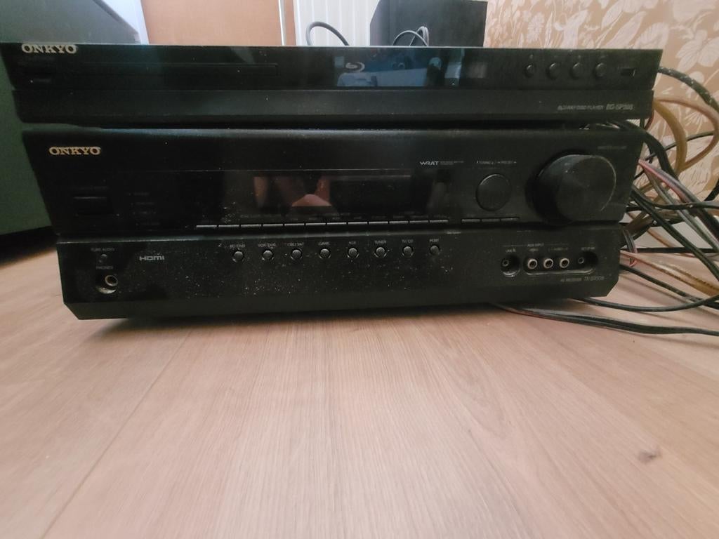 Onkyo Home Cinema Set met Blu-ray speler en Bowers & Wilkins, Overige merken, Gebruikt, Blu-ray-speler, 70 watt of meer