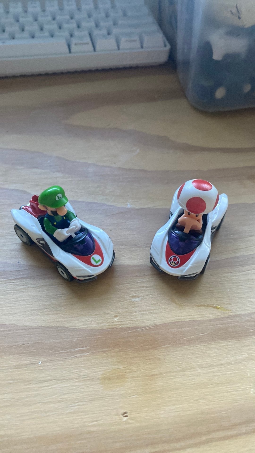 Luigi en toad hot wheels, Ophalen of Verzenden, Zo goed als nieuw, Auto