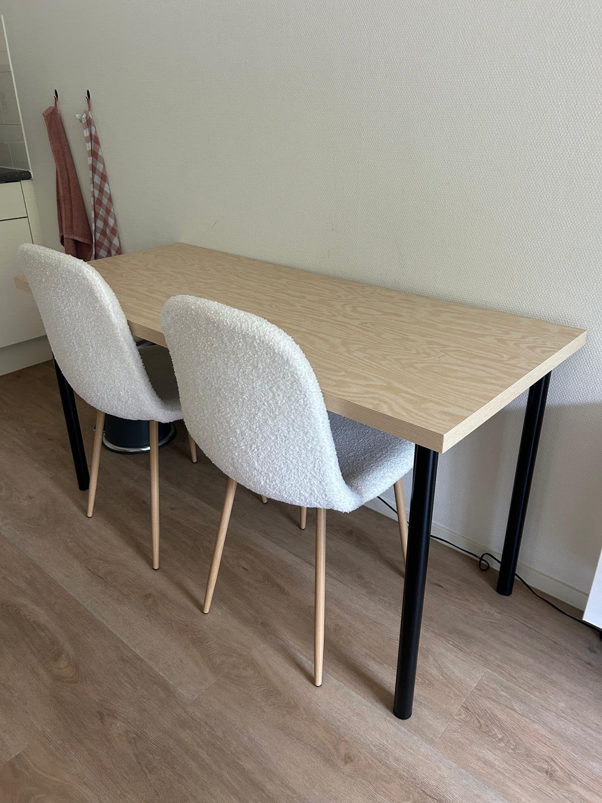 Ikea Linnmon 140x60, Ophalen, 100 tot 150 cm, 50 tot 100 cm, Zo goed als nieuw
