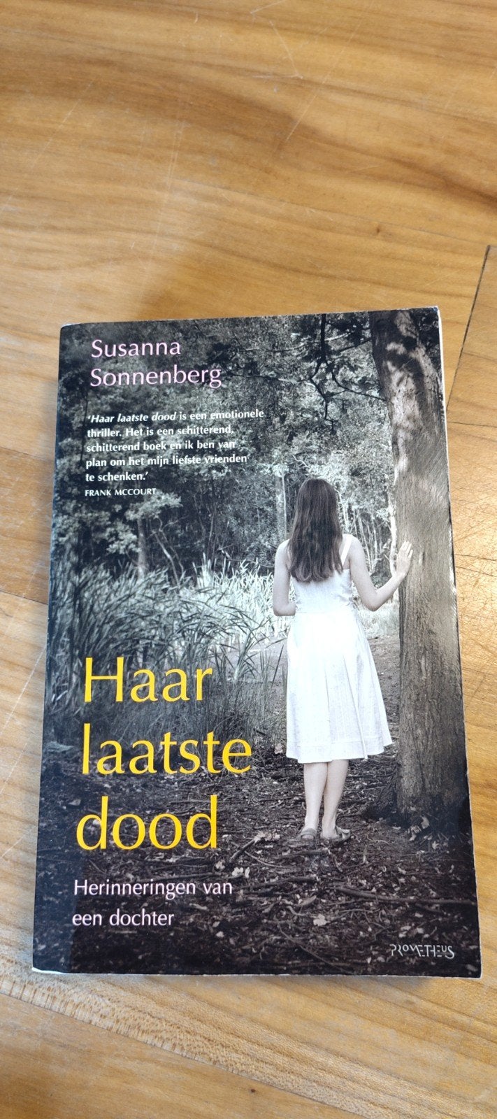 Haar laatste dood - Susanna Sonnenberg (paperback), Susanna Sonnenberg, Wereld overig, Ophalen of Verzenden, Zo goed als nieuw
