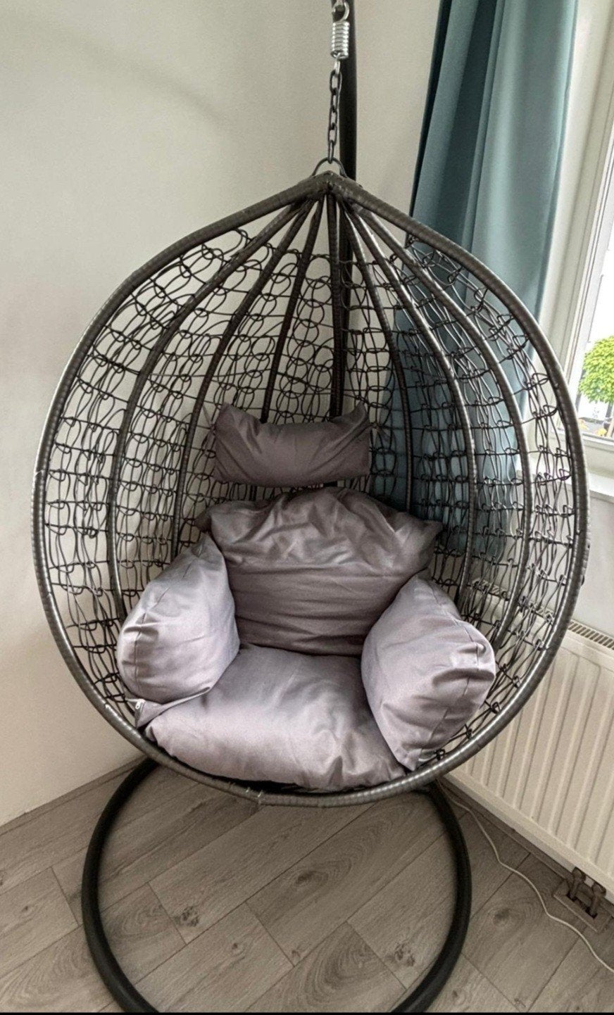 Ei-stoel, Huis en Inrichting, Stoelen, Zo goed als nieuw, Eén, Grijs, Ophalen