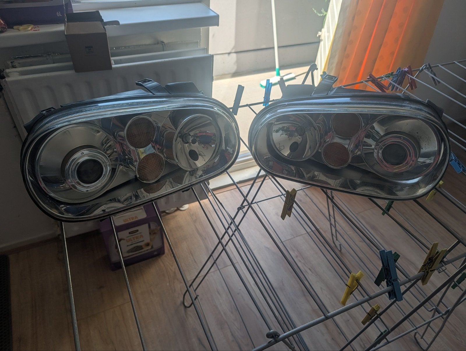 Volkswagen Golf 4 IV R32 xenon koplampen orgineel set L+R, Auto diversen, Autospeakers, Ophalen
