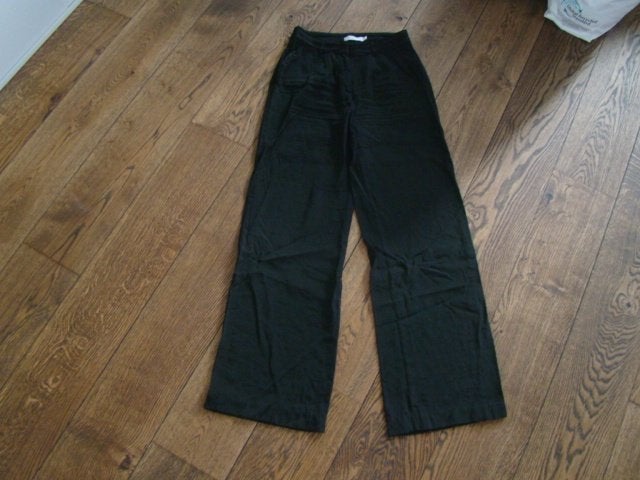 Mooie elegante pantalon van Costes / maat M / als NIEUW, Maat 38/40 (M), Zwart, Ophalen of Verzenden, Zo goed als nieuw