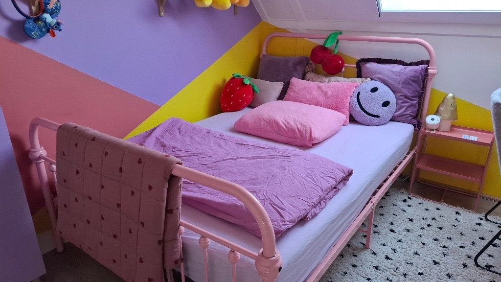 vidaXL Bedframe metaal roze 140 x 200 cm + dik IKEA matras, Ophalen, Romantisch meidenkamer bed brocante modern hip, Overige kleuren