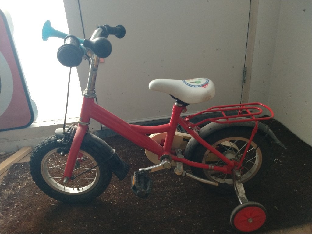 Kinderfiets met zijwieltjes, Ophalen, Terugtraprem, Zijwieltjes, Onbekend