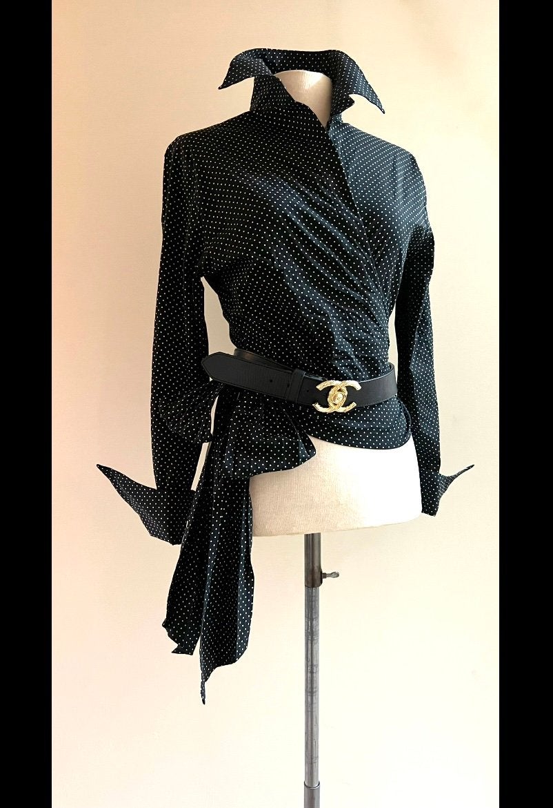 Pauw 2 Trendy & Classy overslag blouse zwart wit polkadots, Kleding | Dames, Verzenden, Zo goed als nieuw, Maat 38/40 (M), Zwart