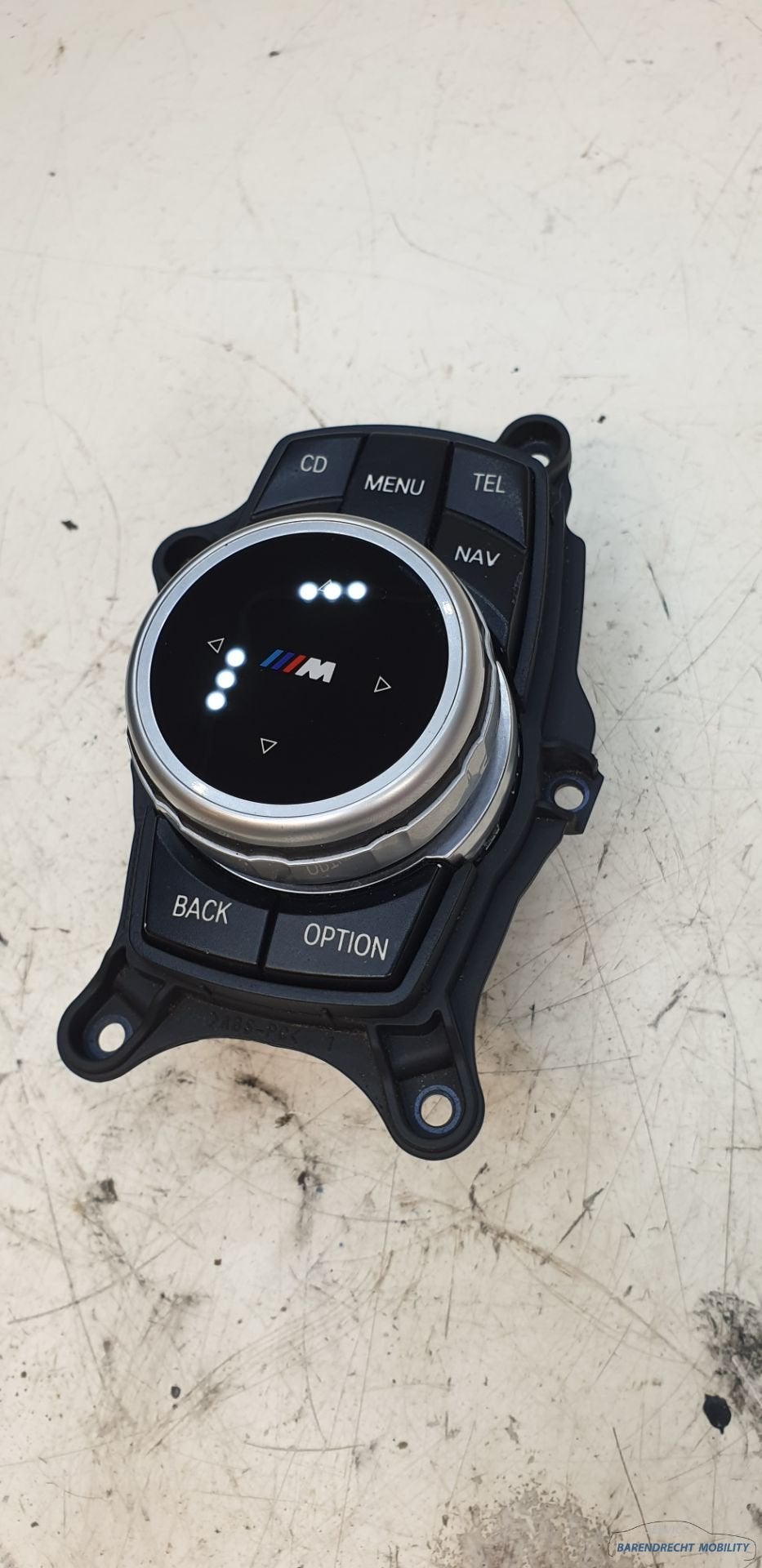 M logo Idrive knop bedieningspaneel BMW 3 serie E90 92494390, Petuelring 130
80788  Munich, DE, Gebruikt, Info@bmw.de, Ophalen of Verzenden