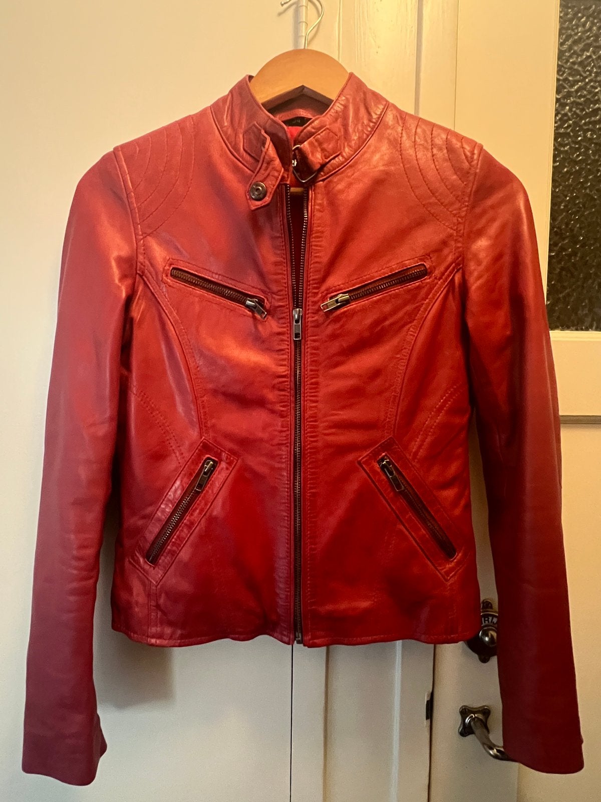 NIEUW Arks Rood leren jasje maat 34 valt ruimer, Nieuw, Ophalen of Verzenden, Jasje, Maat 34 (XS) of kleiner