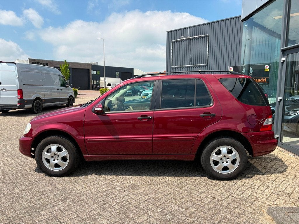 Mercedes-Benz M-klasse 350 * Automaat *airvo *nav, Auto's, Mercedes-Benz, Automaat, Gebruikt, 138 €/maand, Vierwielaandrijving