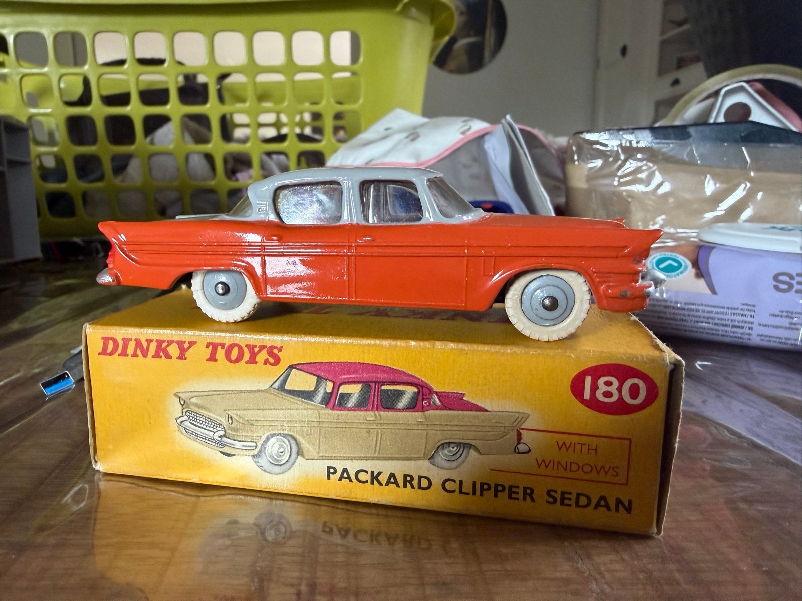 Dinky Toys Packard Clipper met originele doos - Bijna Nieuws, Fv, Dinky Toys, Ophalen of Verzenden, Zo goed als nieuw