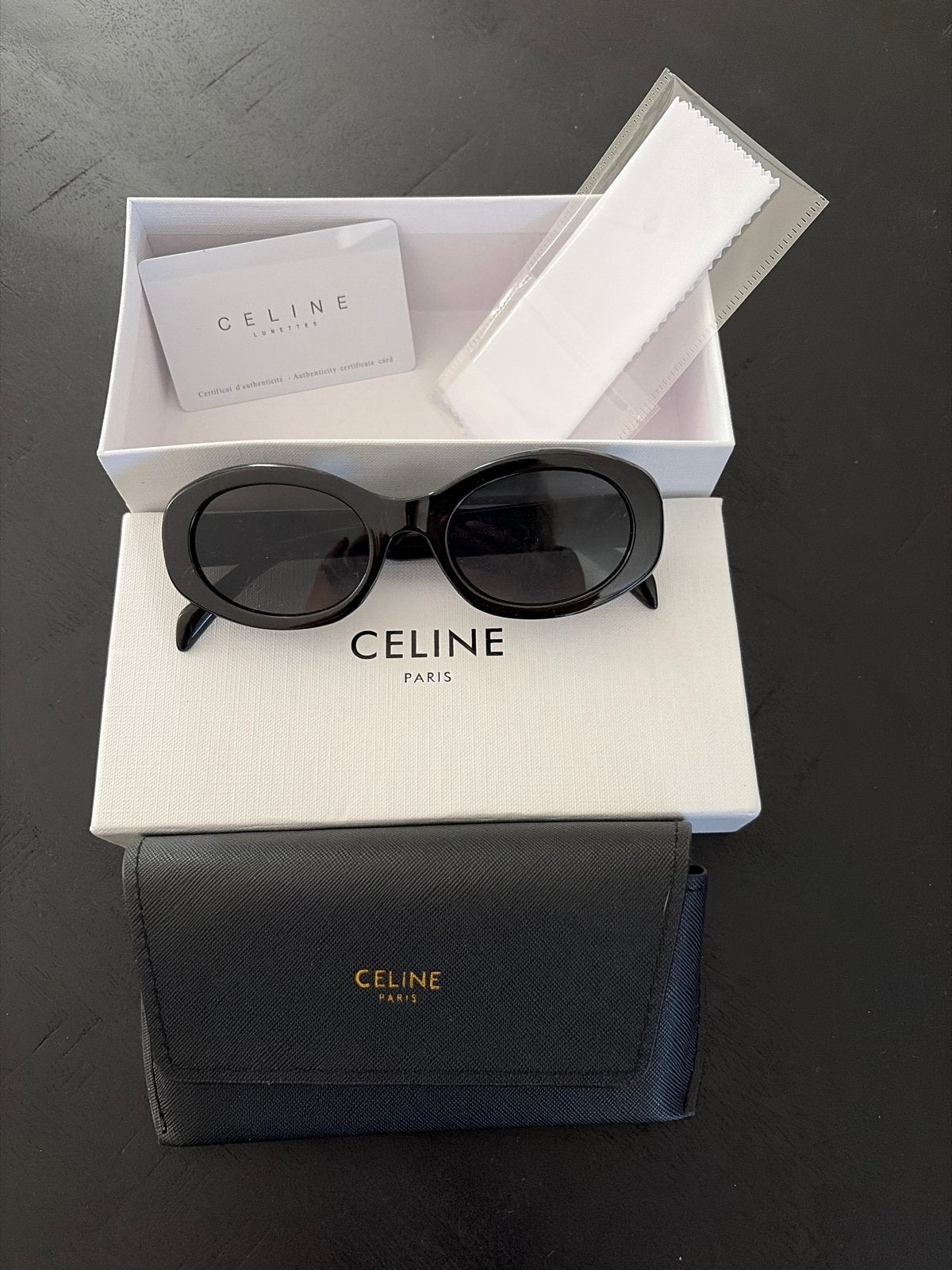 Celine Zonnebril - nieuw, Sieraden, Tassen en Uiterlijk, Zonnebrillen en Brillen | Dames, Overige merken, Zonnebril, Zwart, Ophalen of Verzenden