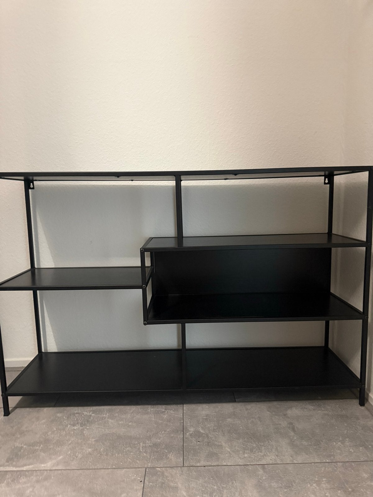 Zwart metalen rek - Lengte 116, Diepte 30, Hoogte 76, Ophalen, Gebruikt
