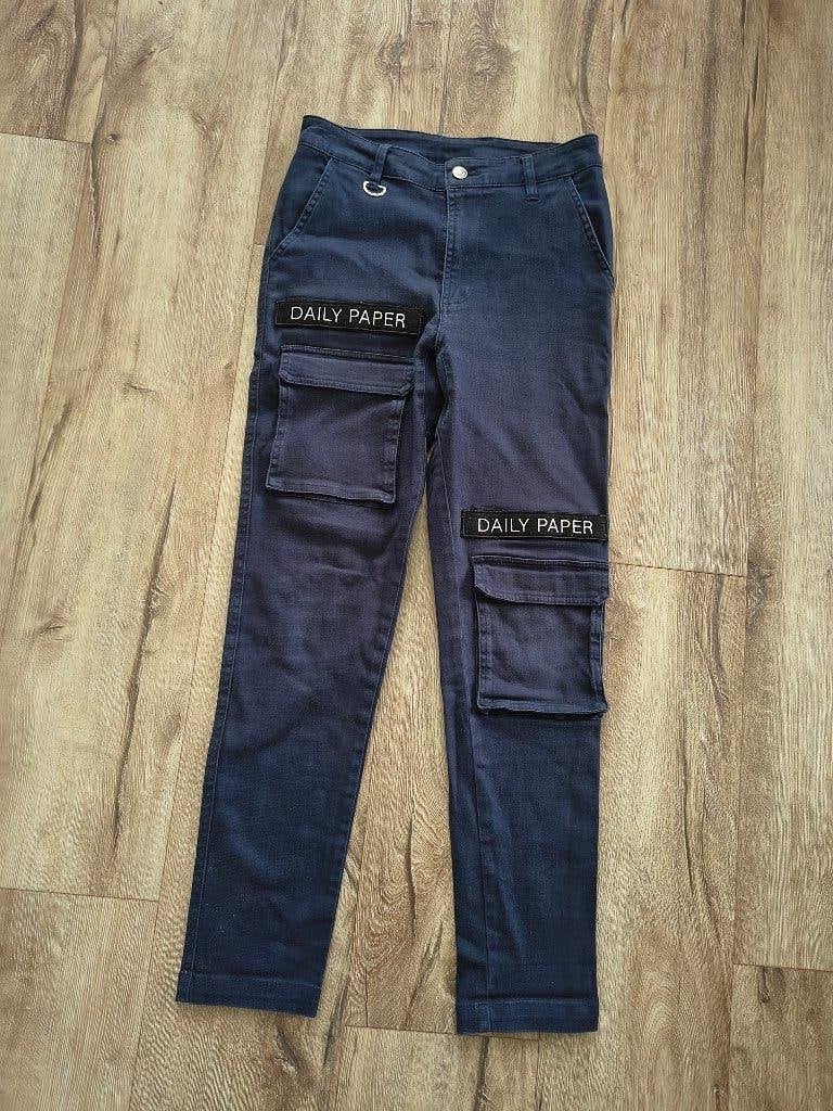 Prachtige donkerblauwe cargo broek van Daily Paper, maat XS., Blauw, Onb, Daily Paper, Ophalen of Verzenden