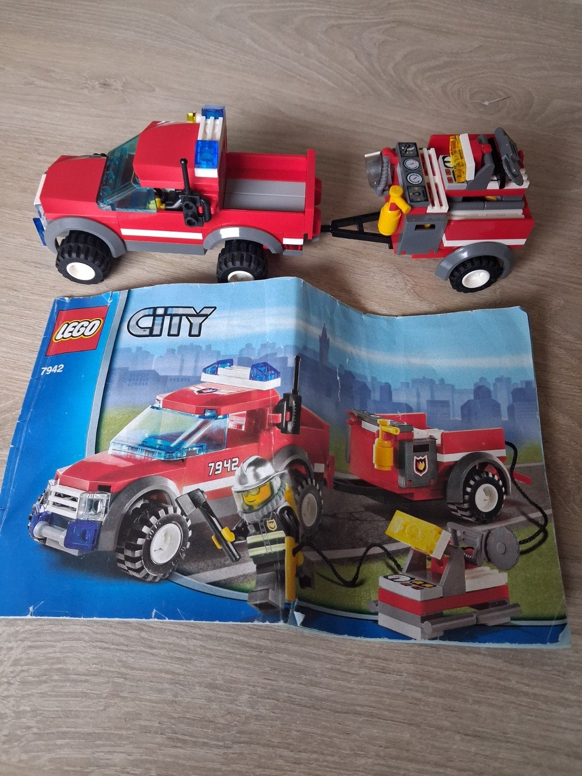 LEGO City 7942 Brandweer Pick-up met Trailer, Ophalen of Verzenden, Zo goed als nieuw