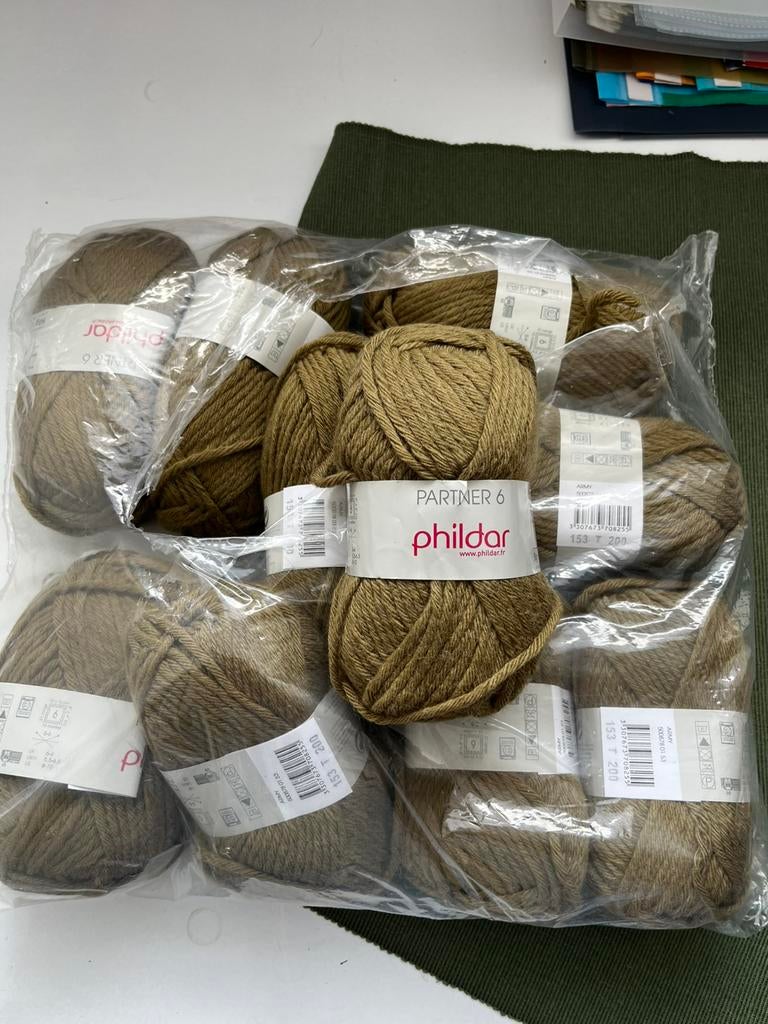 10 bollen Phildar Partner 6, Hobby en Vrije tijd, Ophalen of Verzenden, Nieuw, Breien of Haken, Wol of Garen