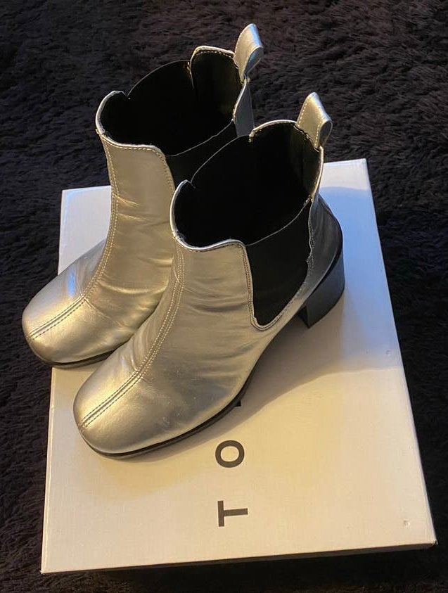 Topshop laarsjes maat 39, zilver, leer, nieuw, Overige kleuren, Lage of Enkellaarzen, Nieuw, Ophalen of Verzenden