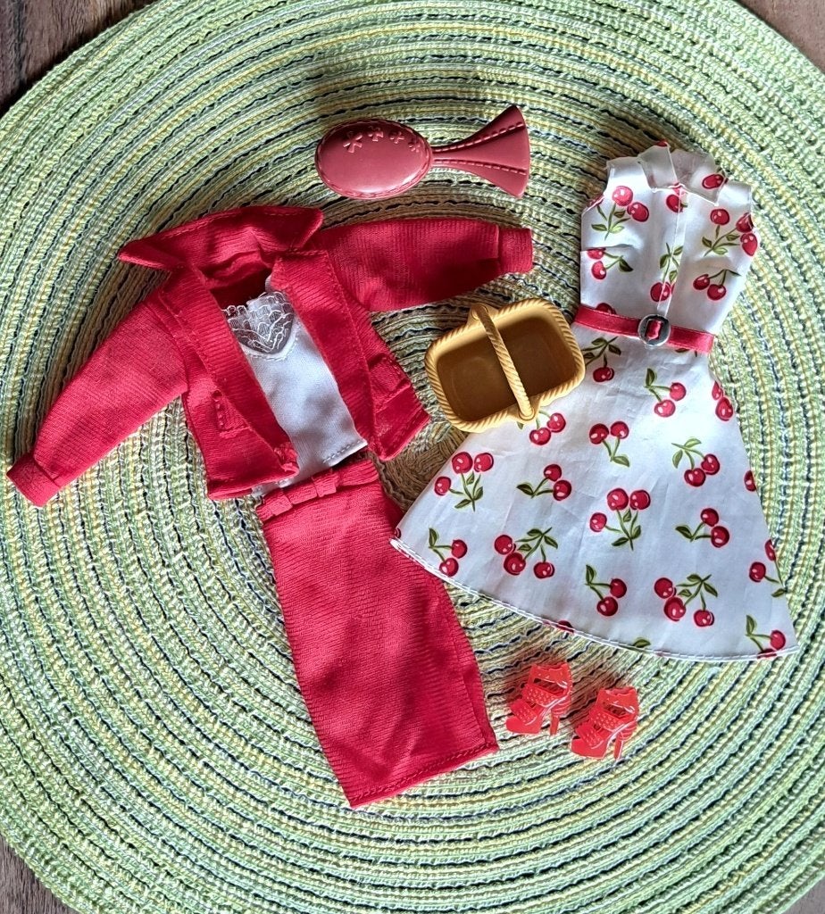 Barbie - Rood/wit vintage kledingsetje - Mattel, Ophalen of Verzenden, Gebruikt, Barbie