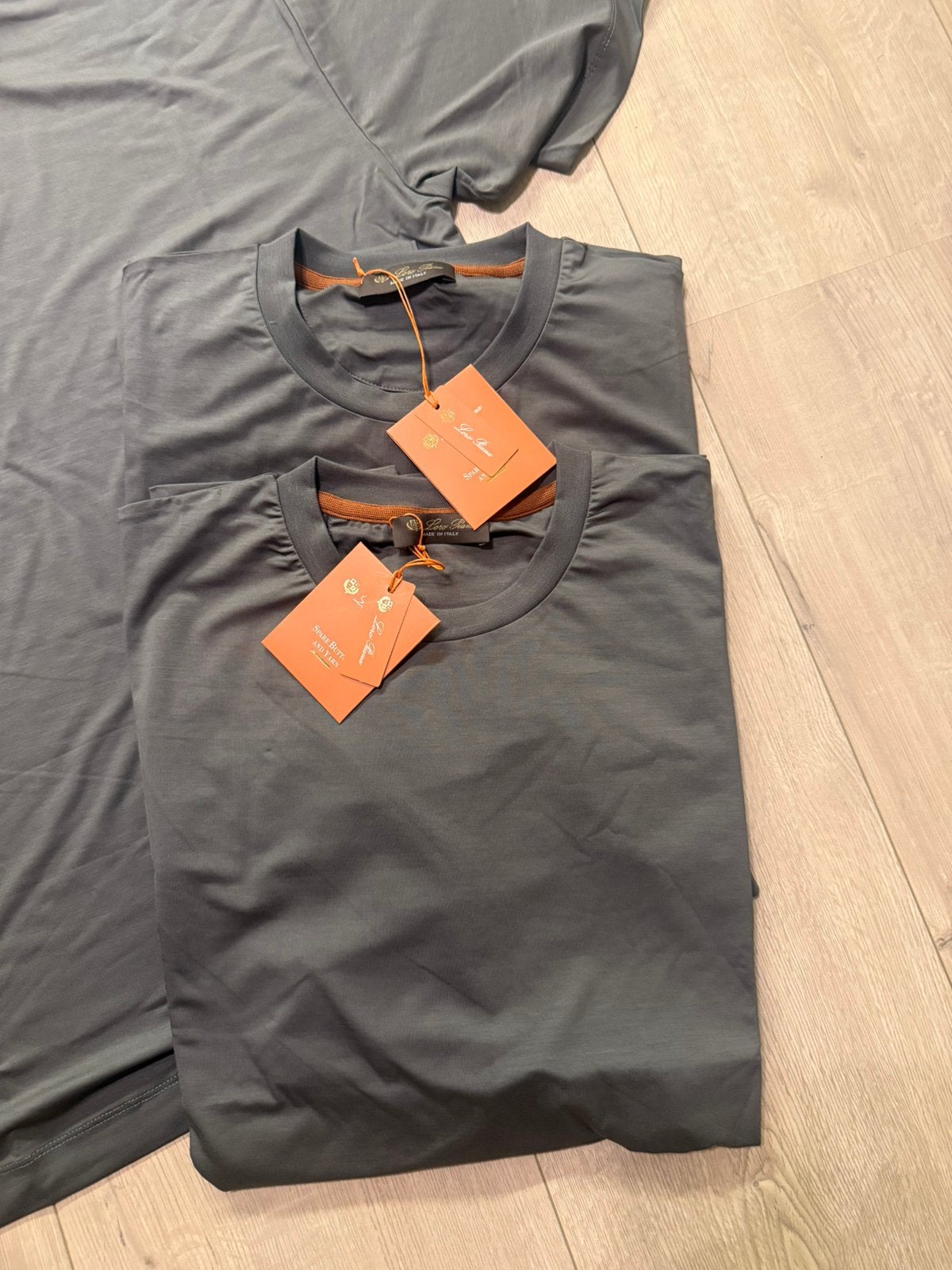 Loro piana shirtjes, Ophalen of Verzenden, Zo goed als nieuw, Overige maten