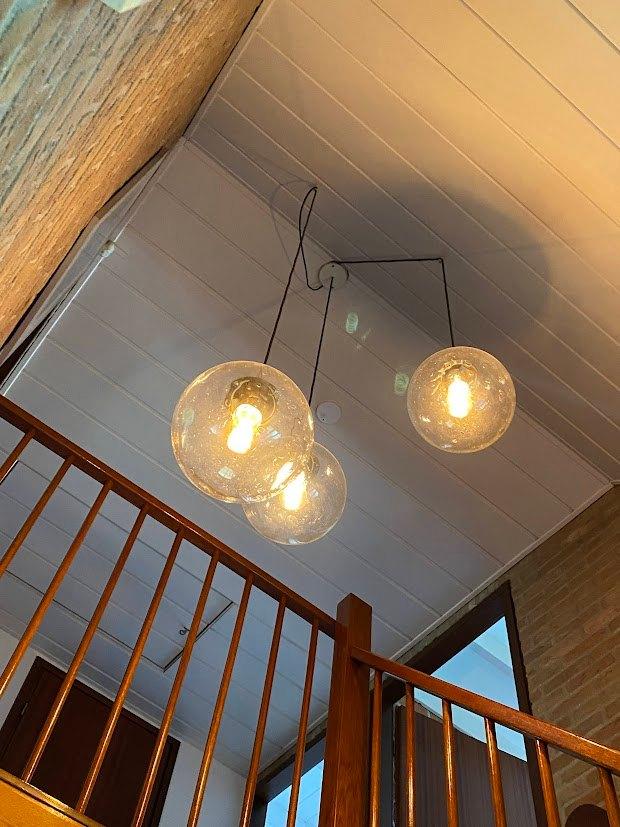 hanglampen, Huis en Inrichting, Ophalen, Gebruikt, Glazen hanglampen met ledlampen omtrek 80 cm., Glas