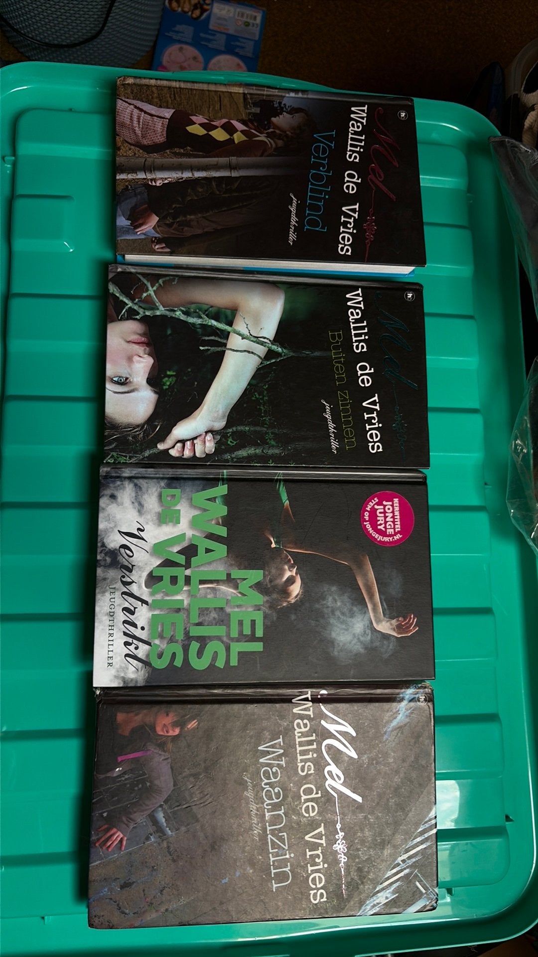 Mel Wallis de Vries - Jeugdthrillers (diverse titels), Boeken, Ophalen of Verzenden, Gelezen, Fictie