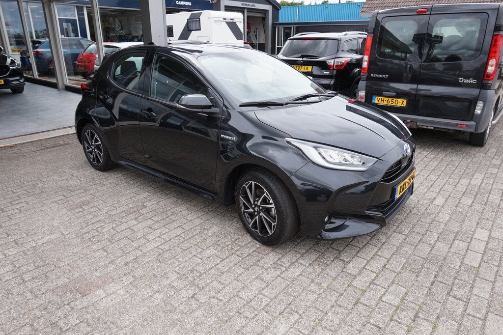 Toyota Yaris 1.5 Hybrid 115 Comfort , 37dkm Incl 12 mnd bova, Auto's, Toyota, 12 maanden, Gebruikt, Euro 6, 450 kg