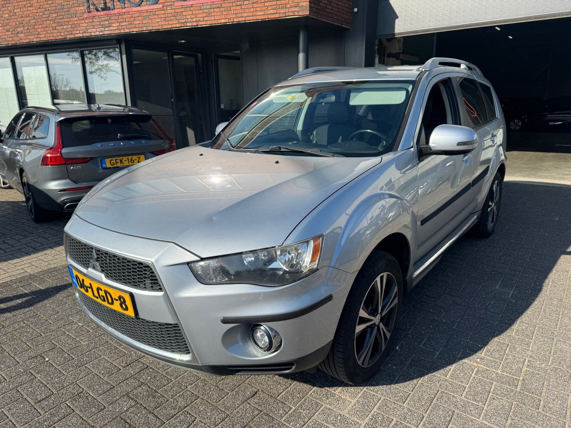 Mitsubishi Outlander 2.0 Intro Edition AUTOMAAT AIRCO CRUISE, Auto's, 1998 cc, 4 cilinders, Origineel Nederlands, Bedrijf