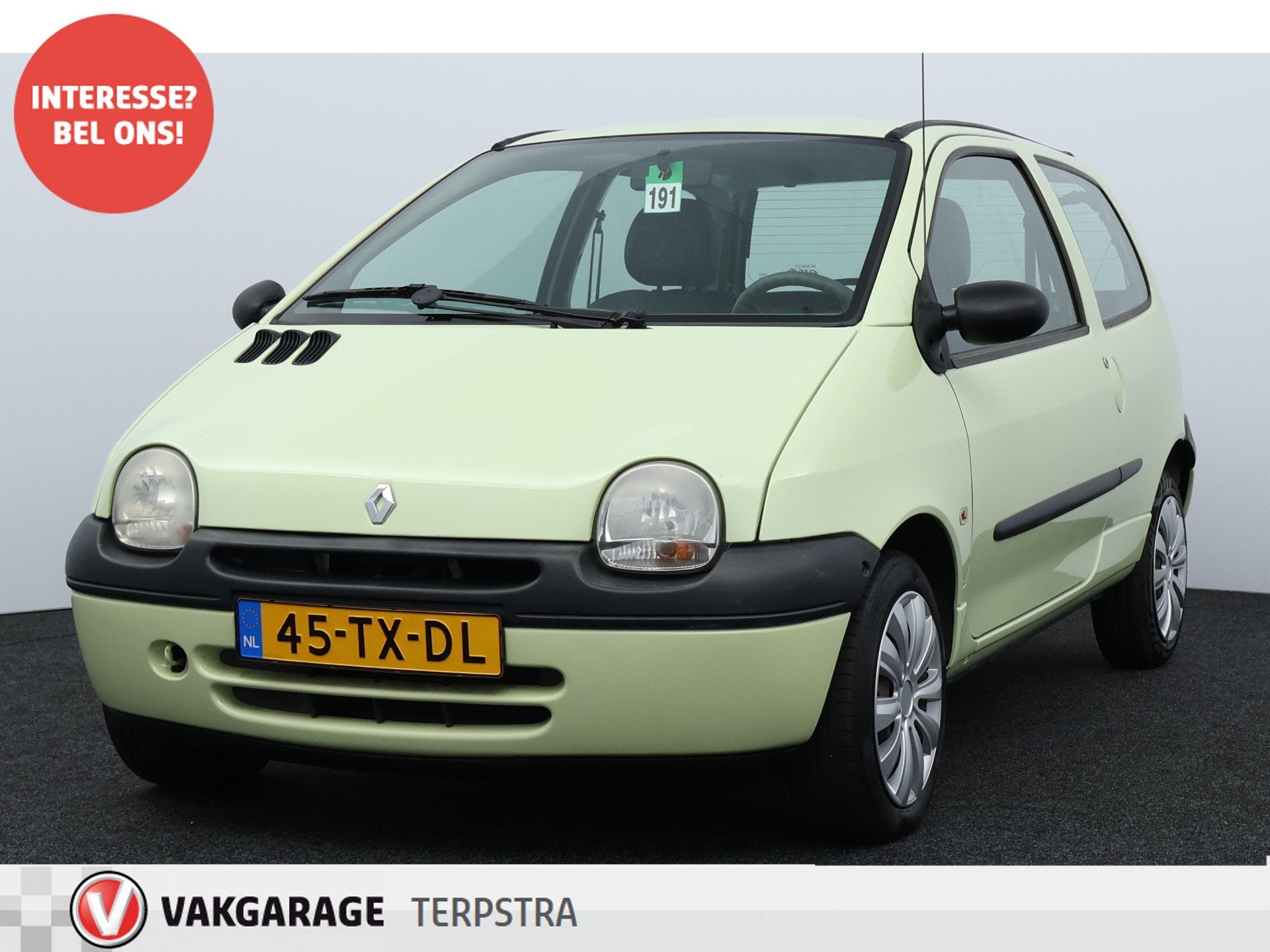 Renault Twingo 1.2 Emotion/ APK 17-12-27!/ Trekhaak/ Airco!/, Voorwielaandrijving, Zwart, 4 cilinders, Origineel Nederlands
