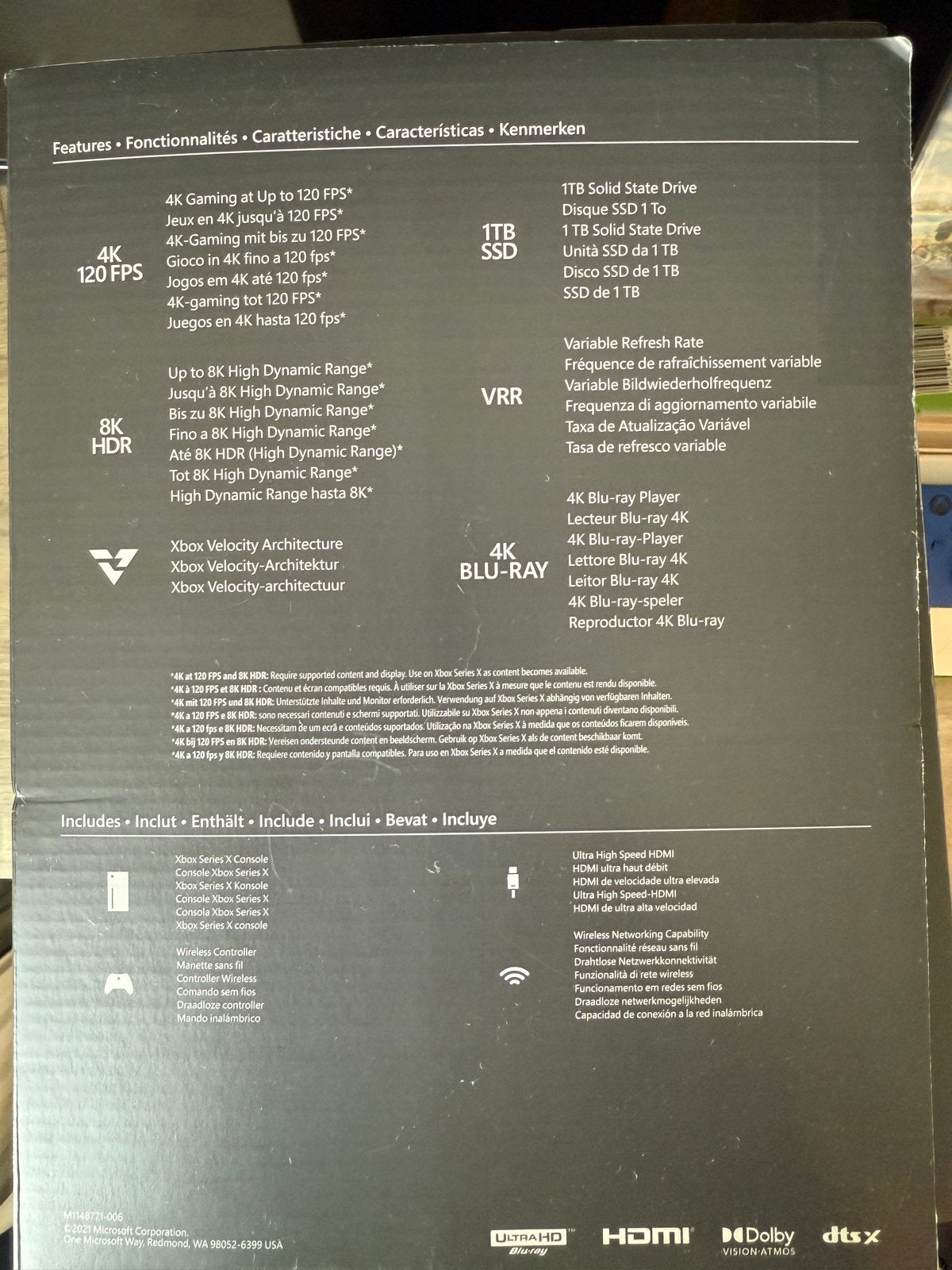 Foto 4 van Xbox Series X met 3 controllers en 2 games - Zo goed als nie