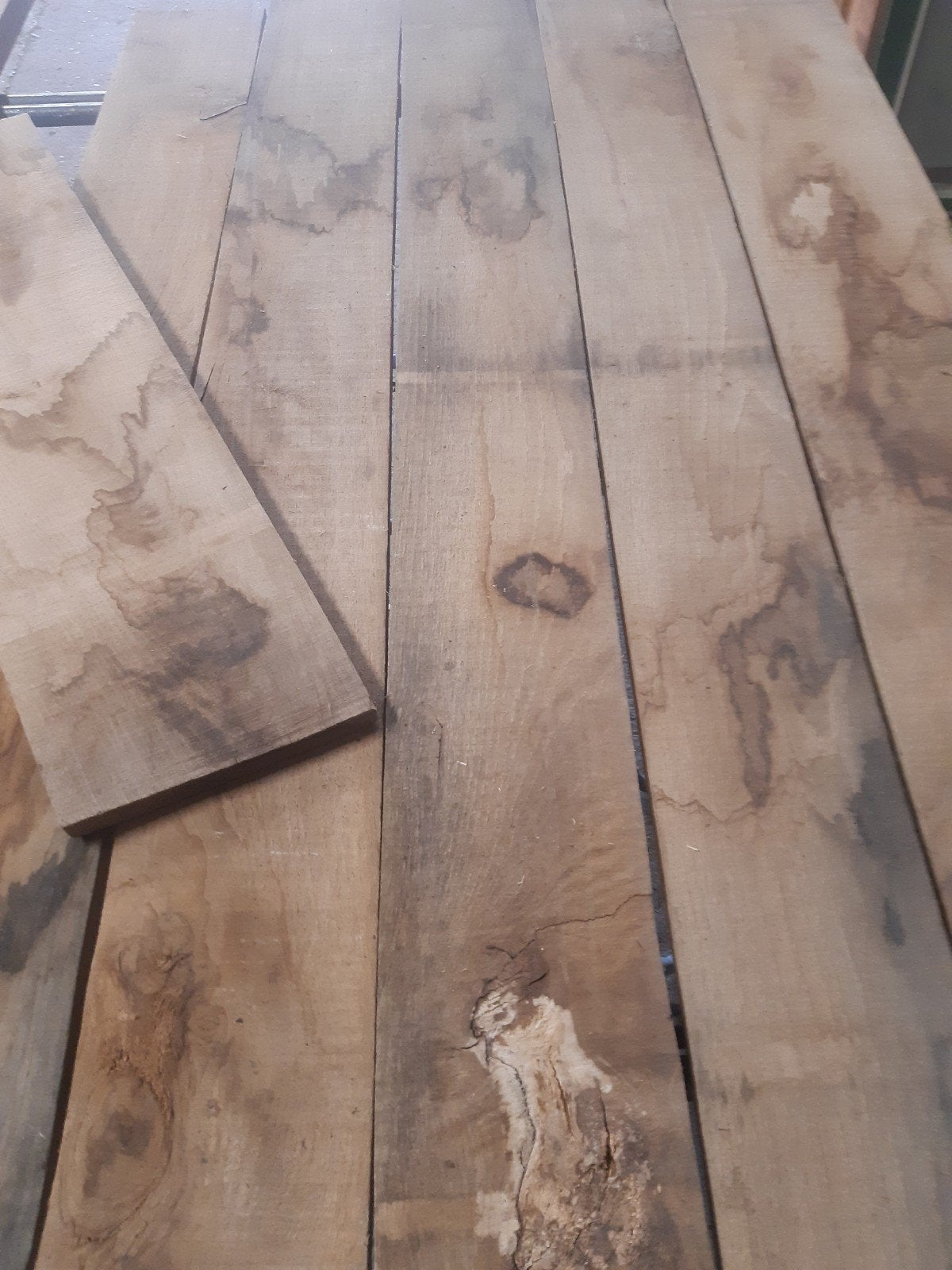 partij massief droog divers eikenhout, planken en kepers, Ophalen, Minder dan 25 mm, Eiken, Plank