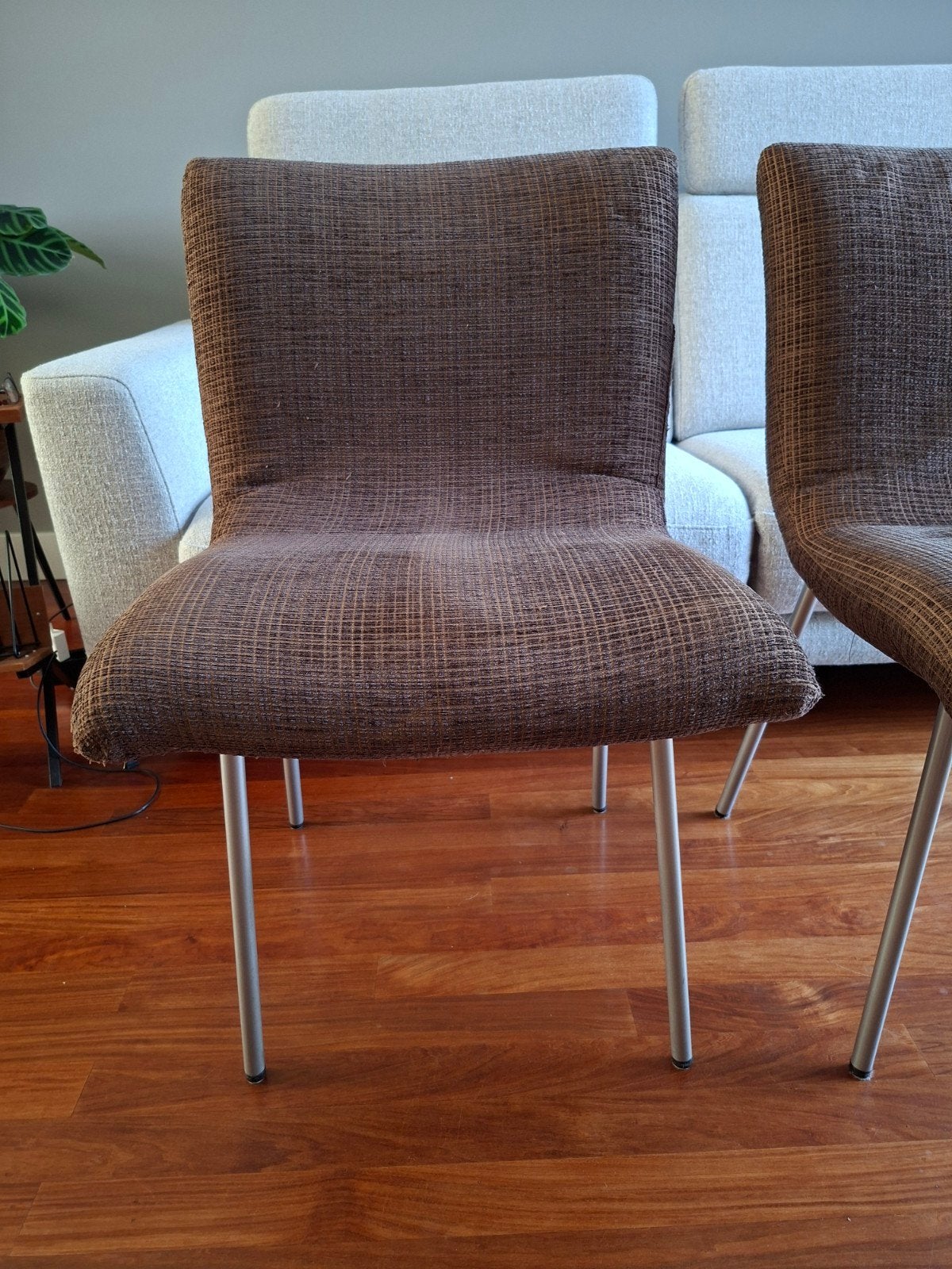 4 Ligne Roset stoelen - zelf bekleed - gebruikt €20 p.s., Huis en Inrichting, Ophalen, Gebruikt, Bruin, Stof